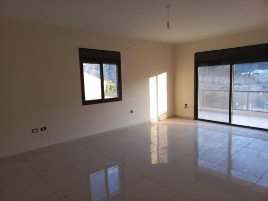 Apartmet for sale in Batroun - شقة للبيع في البترون GM169SA
