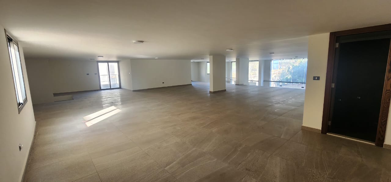 GMC210AJ Showroom for sale in Beit Mery - صالة عرض للبيع في بيت مري