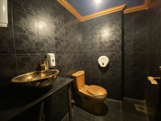 Commertial hall for rent in Jbeil - قاعة تجارية للإيجار في جبيل GM133MM