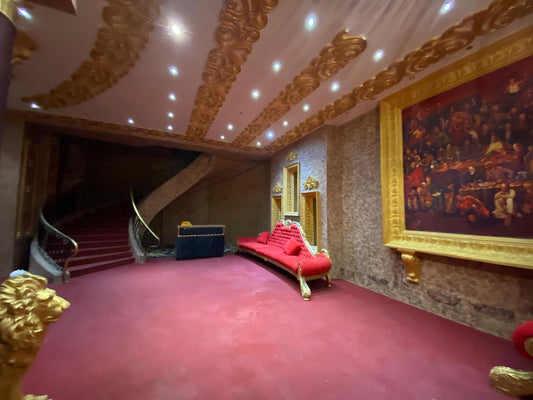 Commertial hall for rent in Jbeil - قاعة تجارية للإيجار في جبيل GM133MM