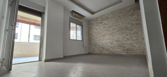 Apartment For Sale in Ballouneh. - شقة للبيع في بلونة - GM193SS