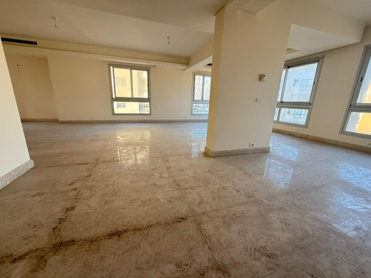 Apartment for sale in Tallet El Khayat - شقة للبيع في تلة الخياط GM100AY