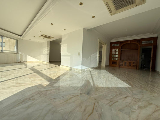 Apartment for rent in Kraytem - شقة للإيجار في قريطم GM104AY