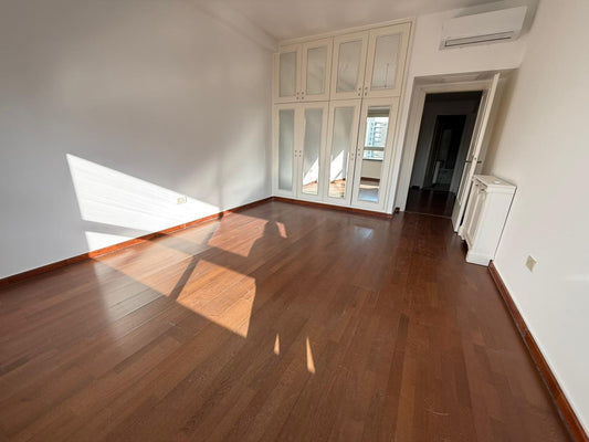 Apartment for rent in Kraytem - شقة للإيجار في قريطم GM104AY