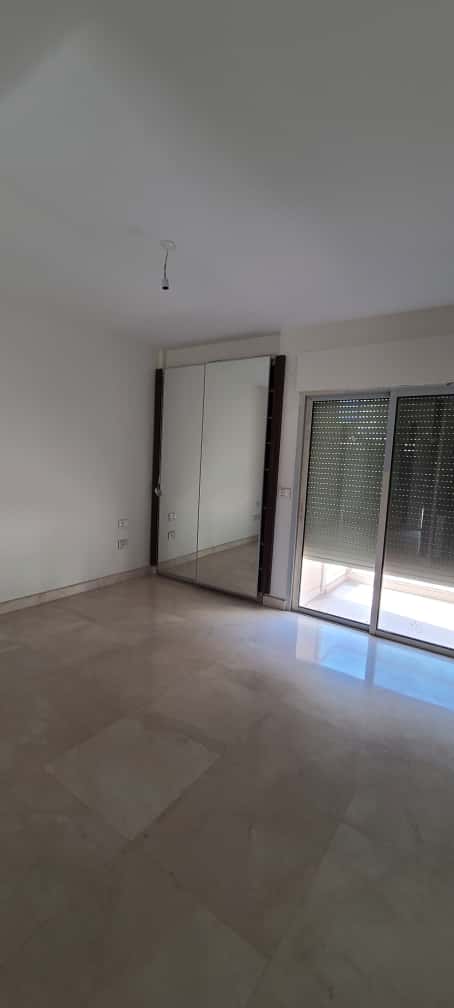 Apartment For Rent In Adma - شقة للإيجار في أدما - GM133Y