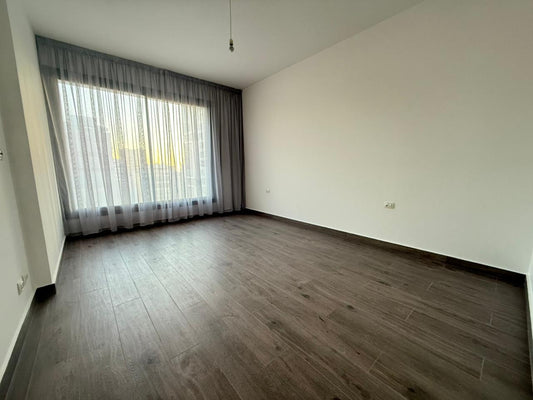 Apartment for sale in Sakiet Al Janzir - شقة للبيع في ساقية الجنزير GM103AY