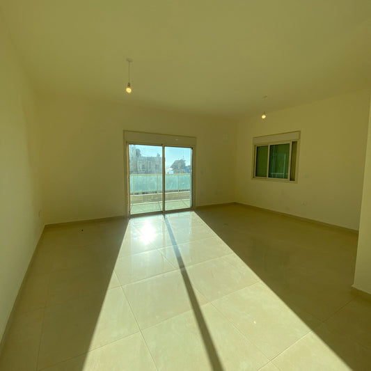 Apartment For Sale In Blat - شقة للبيع في بلاط - GM139MM