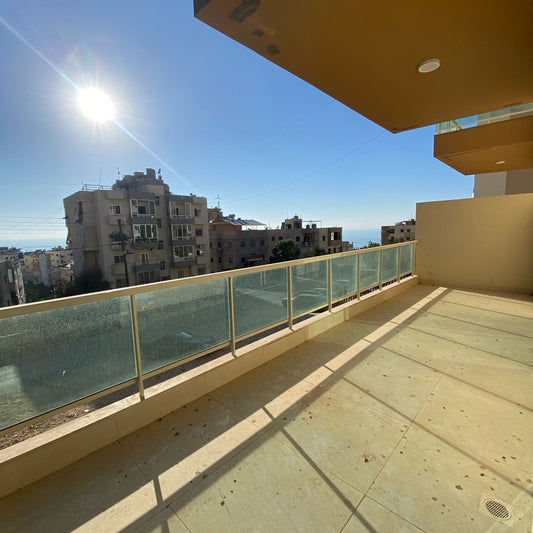 Apartment For Sale In Blat - شقة للبيع في بلاط - GM139MM