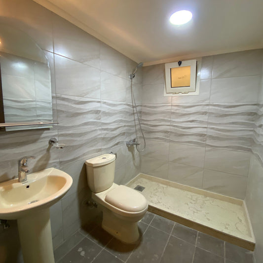 Apartment For Sale In Blat - شقة للبيع في بلاط - GM139MM