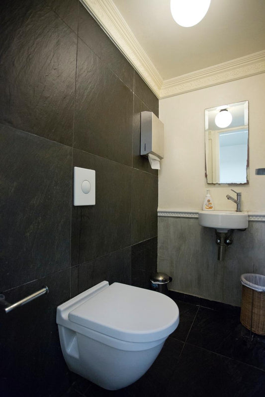 Studio for sale in Horsh Tabet - ستوديو للبيع في حوش تابت GM411R