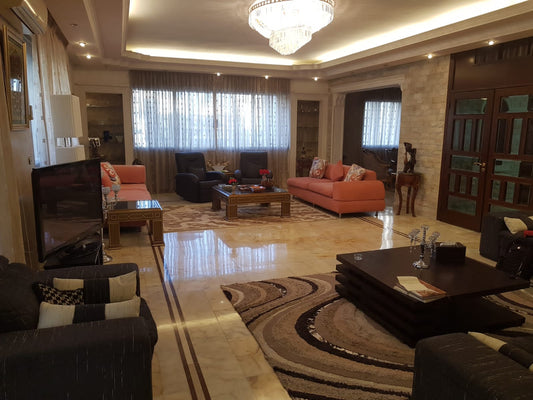 Apartment for sale in Tallet El Khayat - شقة للبيع في تلة الخياط