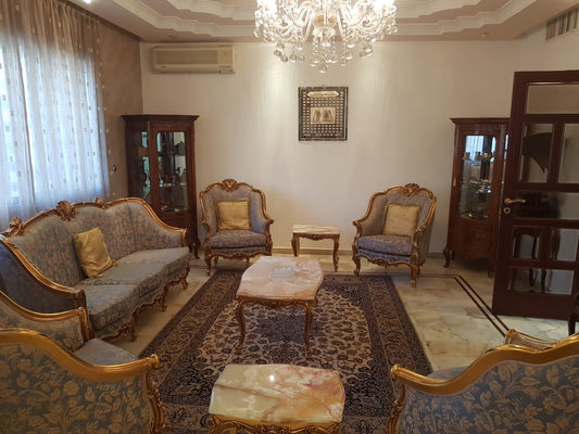 Apartment for sale in Tallet El Khayat - شقة للبيع في تلة الخياط