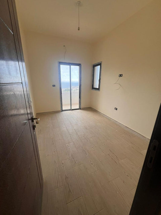 Apartment For Sale In Blat - شقة للبيع في بلاط - GM141SZ