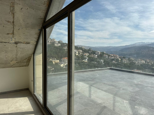 Duplex for sale in Broumana - دوبلكس للبيع في برومانا GM410R