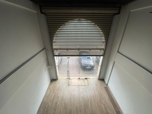 Shop For Rent In Jbeil - محل للإيجار في جبيل - GM142MM