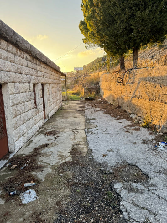 Apartment For Sale In Kfarbaal - شقة للبيع في كفربعال - GM143SZ