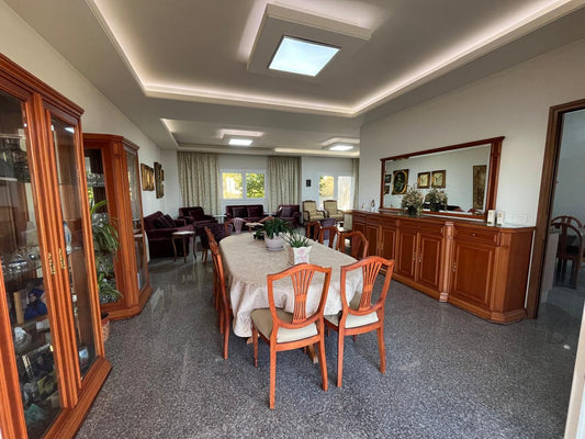 House For Sale In Kfardebian - منزل للبيع في كفردبيان - GM200SS