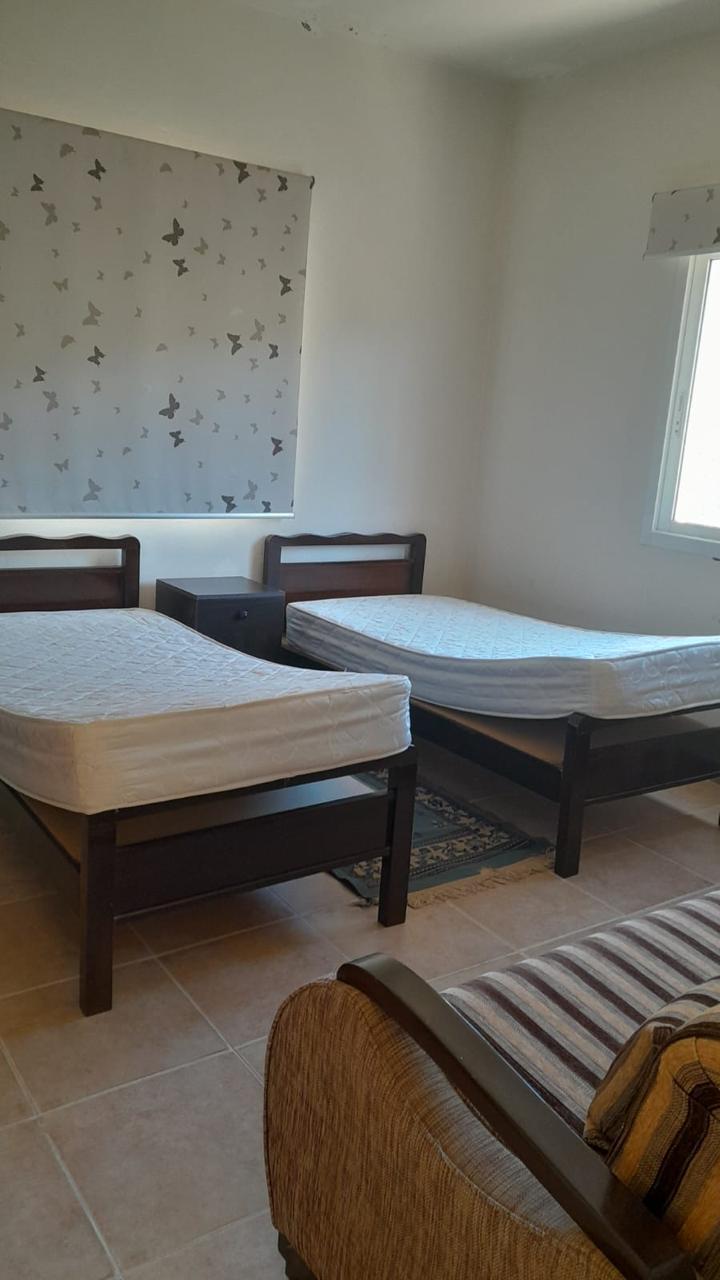 Apartment For Rent In Annaya - شقة للإيجار في عنايا - GMB159SZ