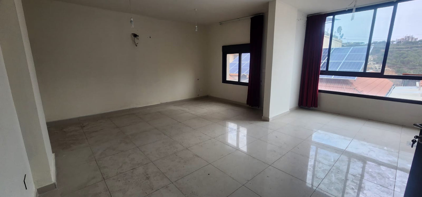 Apartment for rent in Aylout - شقة للإيجار في عيلوط GM225AJ