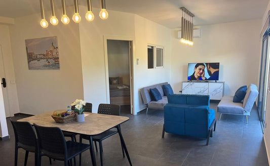 Apartment For Rent In Amchit - شقة للإيجار في عمشيت - GMB161SZ