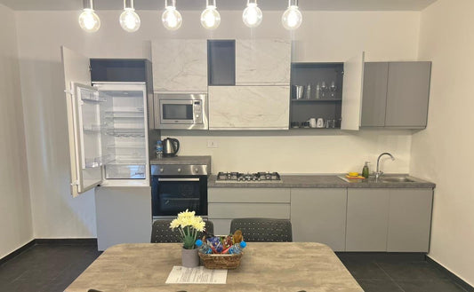 Apartment For Rent In Amchit - شقة للإيجار في عمشيت - GMB161SZ