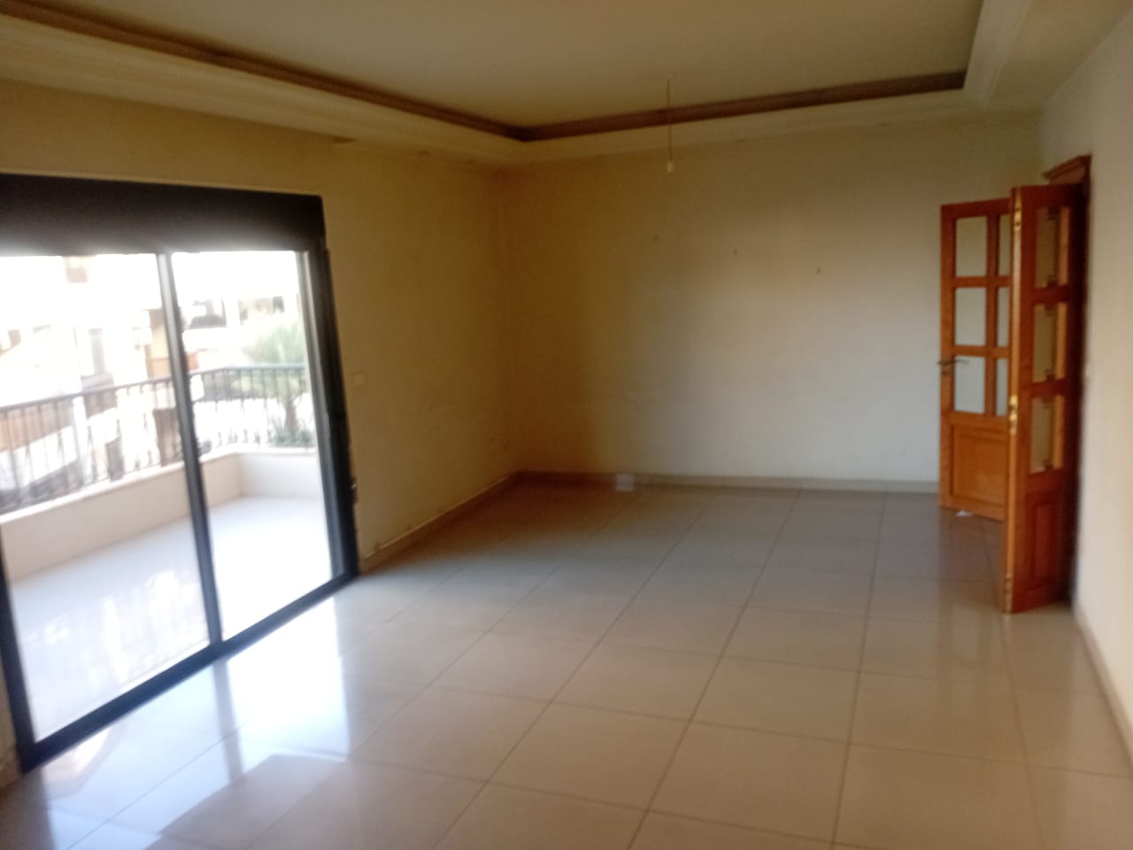 Apartment for rent in Sabtieh - شقة للإيجار في السبتية GM226AJ
