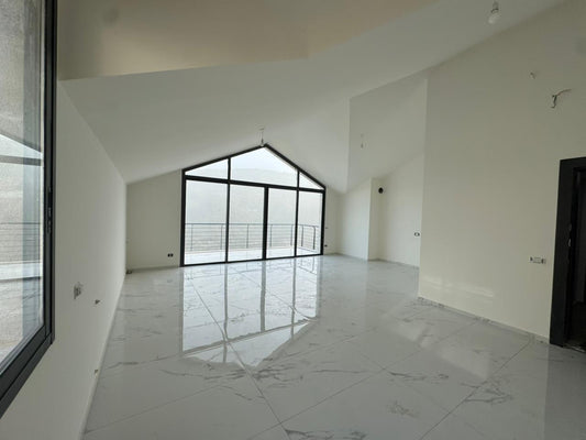 GMC439R Apartment for sale in Qonabet Baabdat - شقة للبيع
