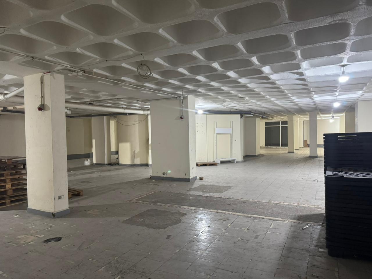 GMC453R Warehouse for rent in Dbayeh - مستودع للإيجار في ضبيه