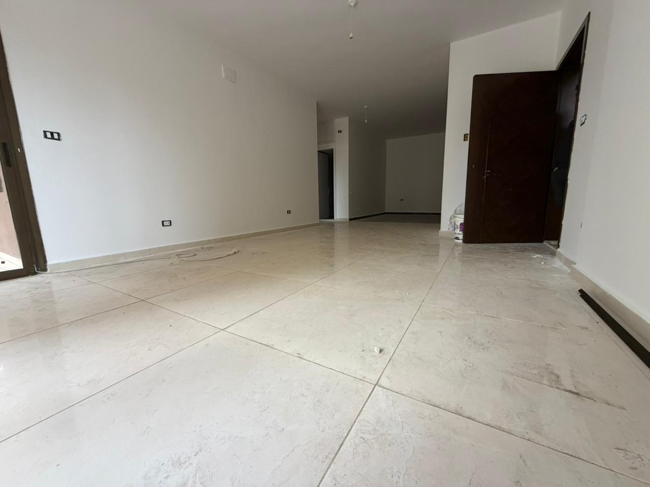 GMB122JC - Apartment For Rent In Blat - شقة للإيجار في بلاط