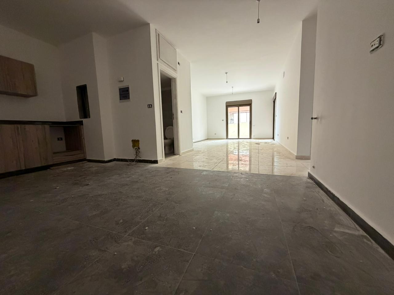 GMB122JC - Apartment For Rent In Blat - شقة للإيجار في بلاط