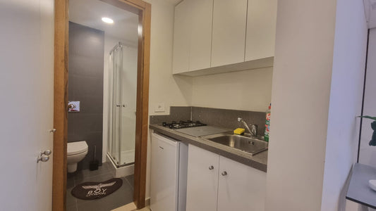 GMC232MAN Studio for rent in Dik El Mahdi - استوديو للإيجار