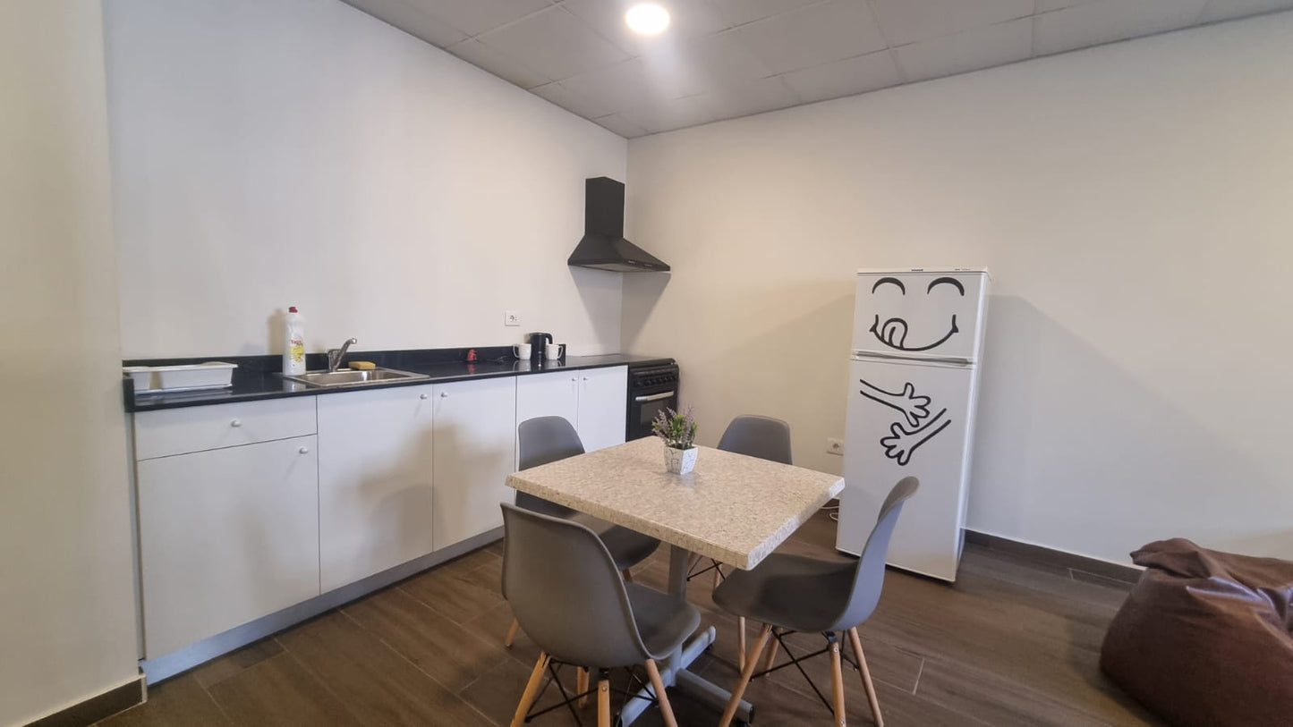 Studio for rent in Dik El Mahdi - استوديو للإيجار في ديك المهدي