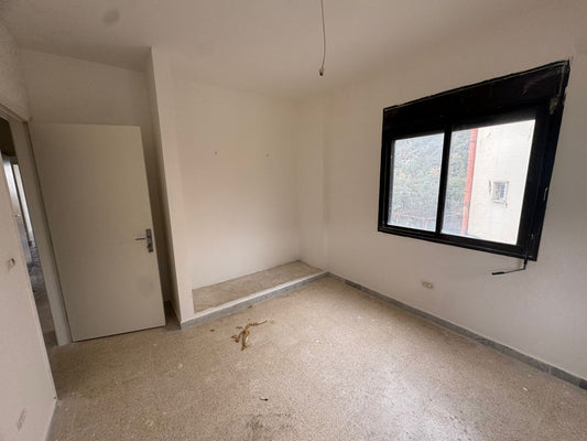 GMC460R Apartment for sale in Jouret El Ballout - شقة للبيع