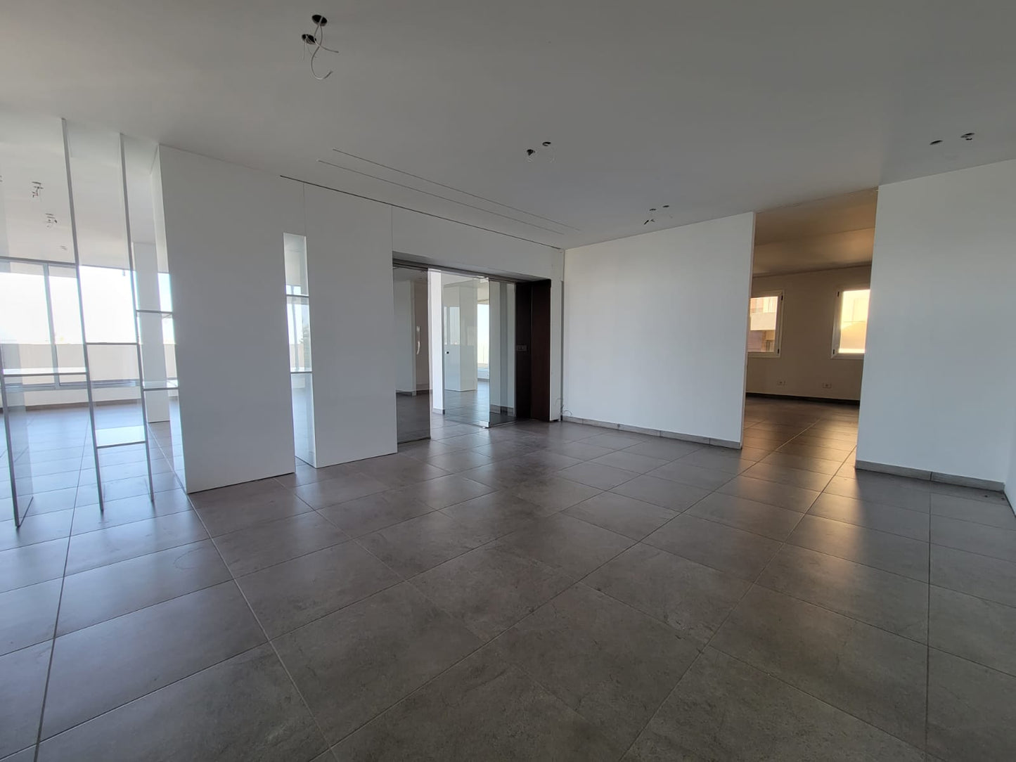GMB131CD - Office For Rent In Jbeil - مكتب للإيجار في جبيل