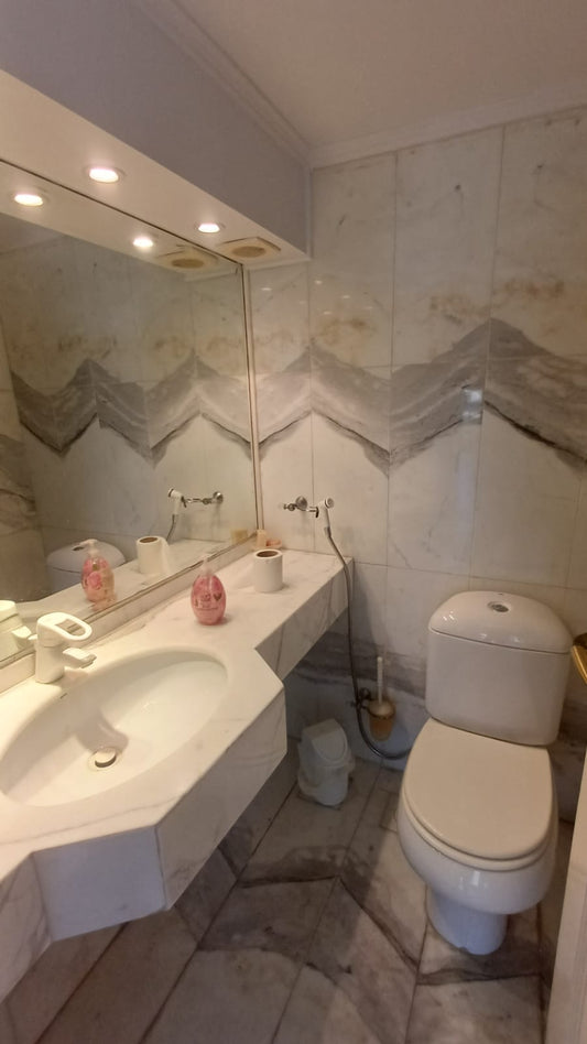 GMK165YA - Apartment For Sale In Kfarhbab - شقة للبيع في كفرحباب