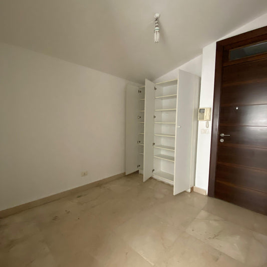 GMK166YA - Apartment For Sale In Haret Sakher - شقة للبيع في حارة صخر