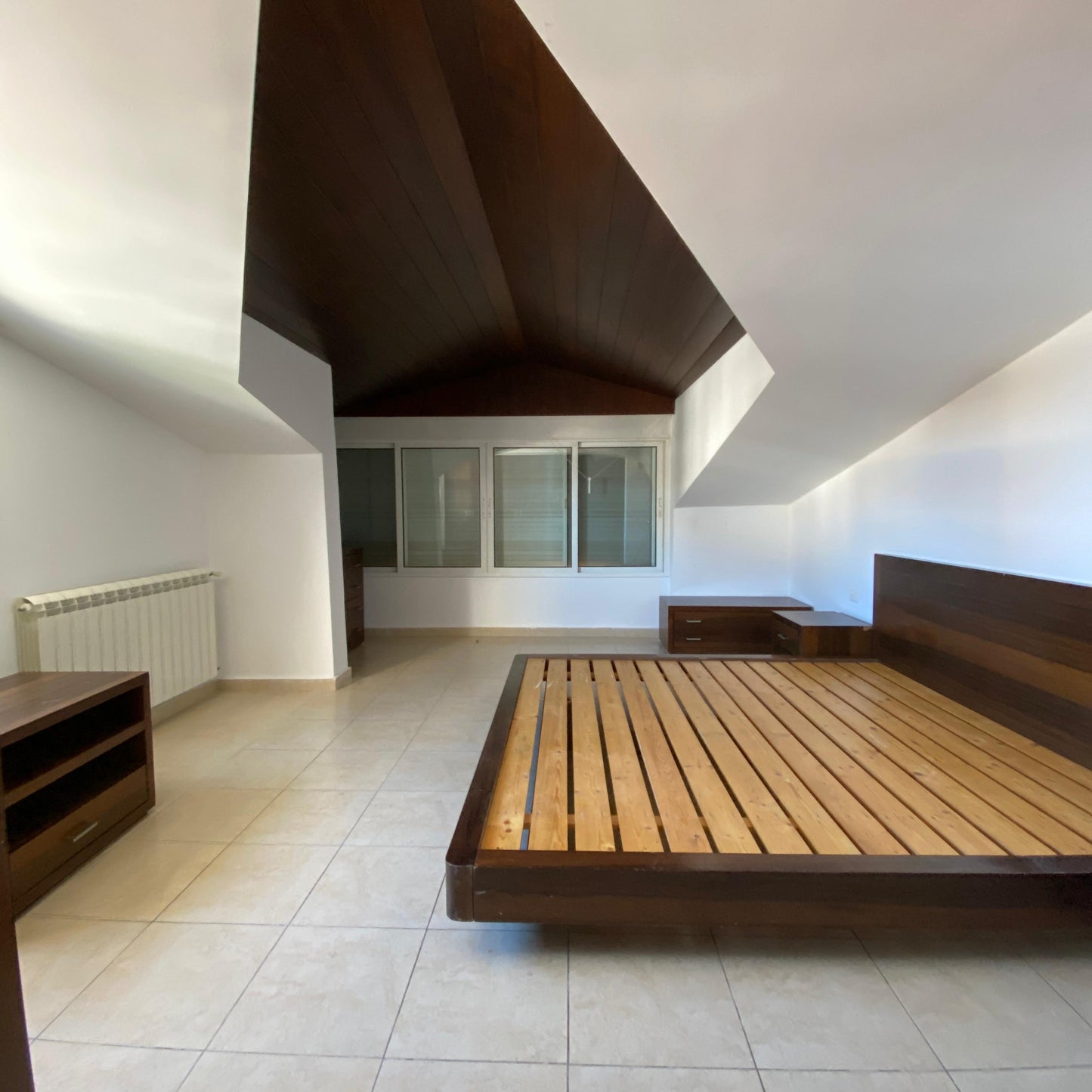 GMK166YA - Apartment For Sale In Haret Sakher - شقة للبيع في حارة صخر