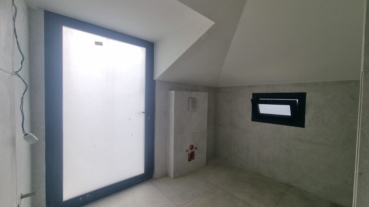 GMC236MAN Apartment for sale in Awkar - شقة للبيع في عوكر