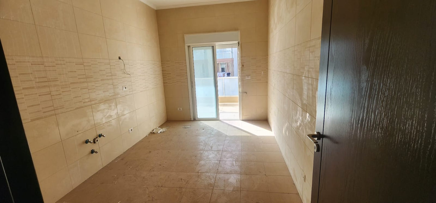 GMC236AJ Apartment for sale in Sabtieh - شقة للبيع في السبتية