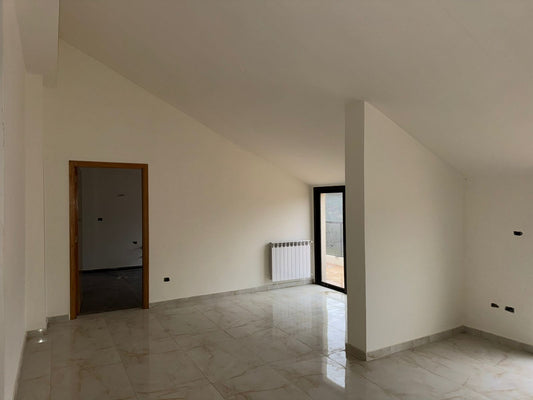 GMC463R Rooftop for sale in Mar Chaaya - روف للبيع في مار شعيا