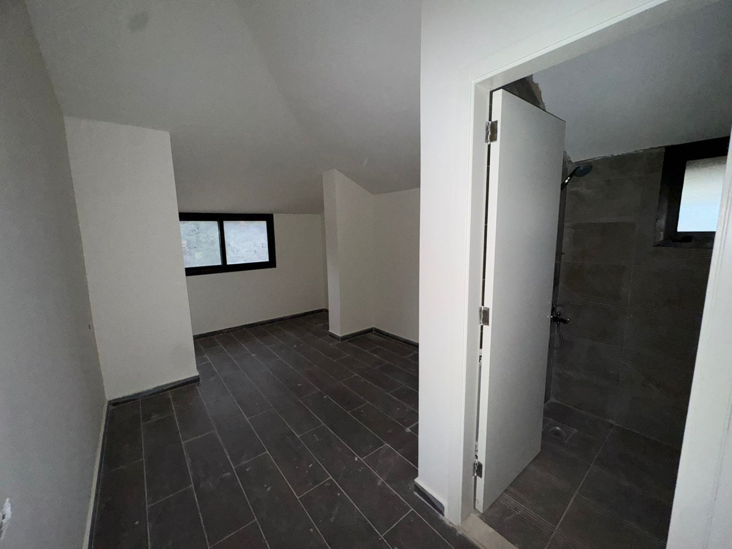 GMC463R Rooftop for sale in Mar Chaaya - روف للبيع في مار شعيا