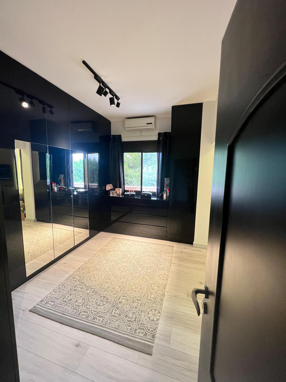 GMB190MM - Apartment For Sale In Blat - شقة للبيع في بلاط