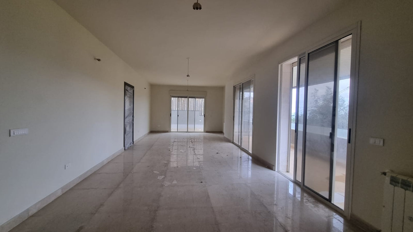 GMC237MAN Apartment for sale in Ain Aar - شقة للبيع في عين عار