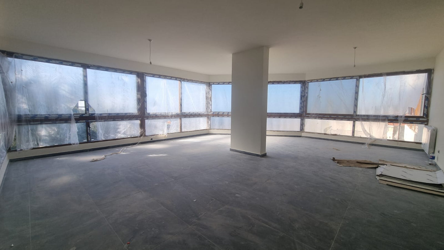 GMC239MAN Apartment for sale in Cornet El Hamra - شقة للبيع