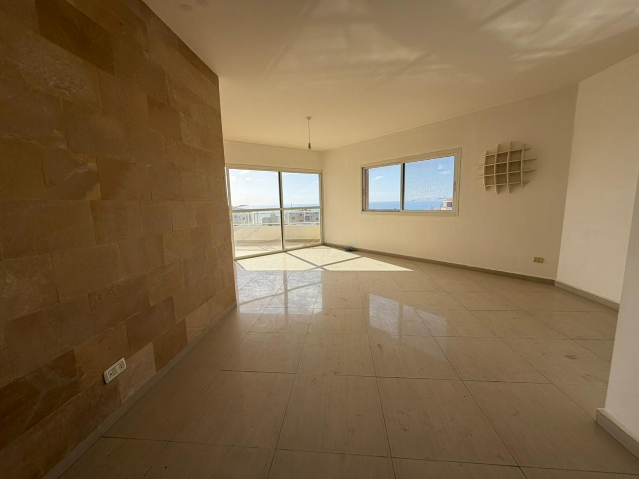 GMB144JC - Apartment For Sale In Amchit - شقة للبيع في عمشيت