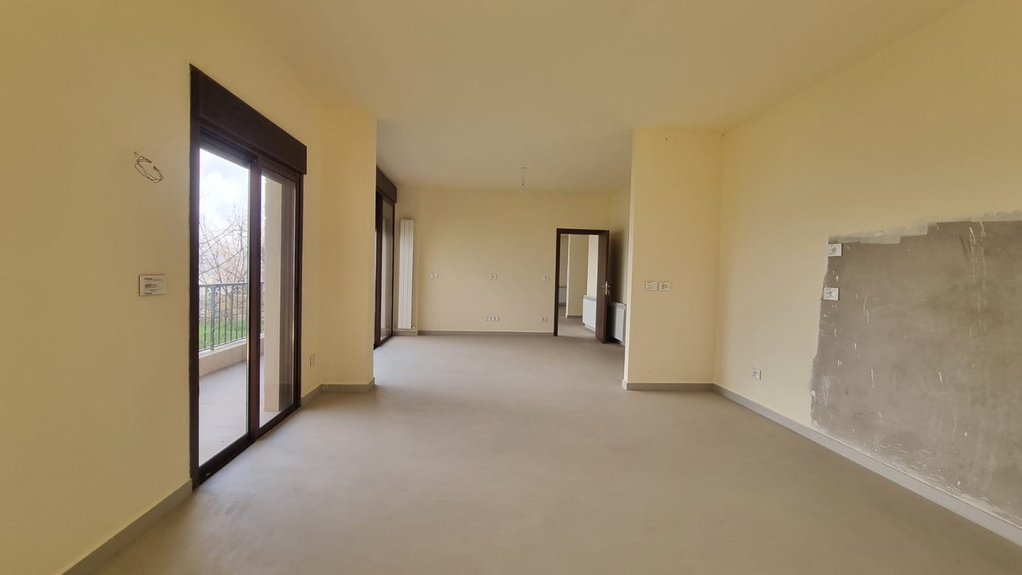 GMC244MAN Apartment for sale in Bikfaya - شقة للبيع في بكفيا