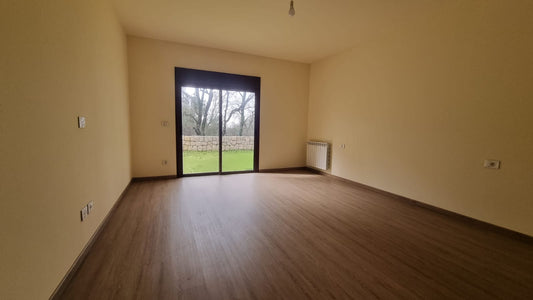 GMC244MAN Apartment for sale in Bikfaya - شقة للبيع في بكفيا