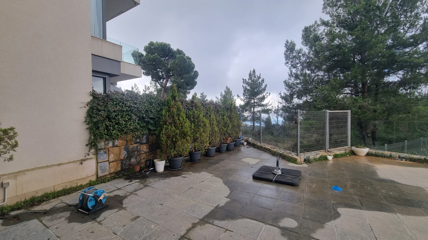 GMC245MAN Apartment for sale in Bikfaya - شقة للبيع في بكفيا