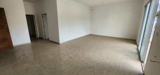 GMC243AJ Apartment for sale in Aylout - شقة للبيع في عيلوت