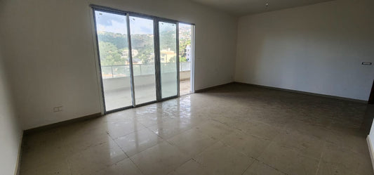 GMC243AJ Apartment for sale in Aylout - شقة للبيع في عيلوت